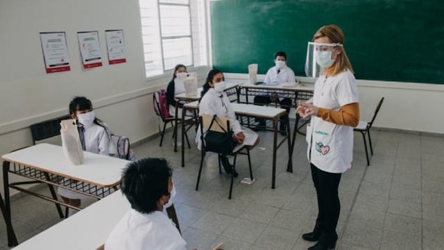 Misiones anunció la implementación del Ahora Textos y Ahora Escolar