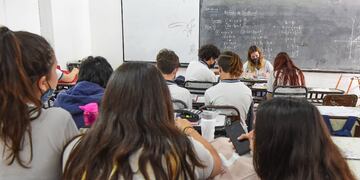 No habrá más burbujas, aunque sí se mantendrán las recomendaciones básicas de cuidados sanitarios. Además, se insta a que los menores continúen vacunándose. Foto: Los Andes.