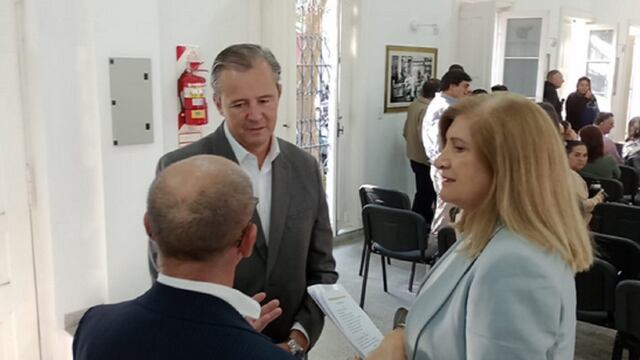 Rosario Romero precandidata por la intendencia de Paraná.