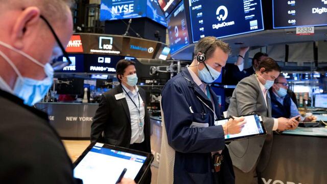 La expectativa está puesta este lunes cuando los mercados de la Bolsa comiencen a operar. Clarín.