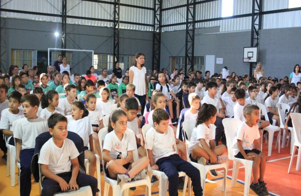 La escuela Hipolito Bouchard cuenta con nuevo SUM