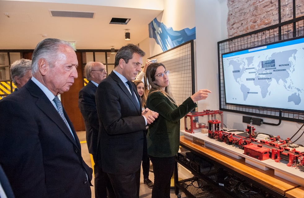 La advertencia de Massa a la UIA: “No puede haber situaciones que paren la producción ni abusos de empresarios”