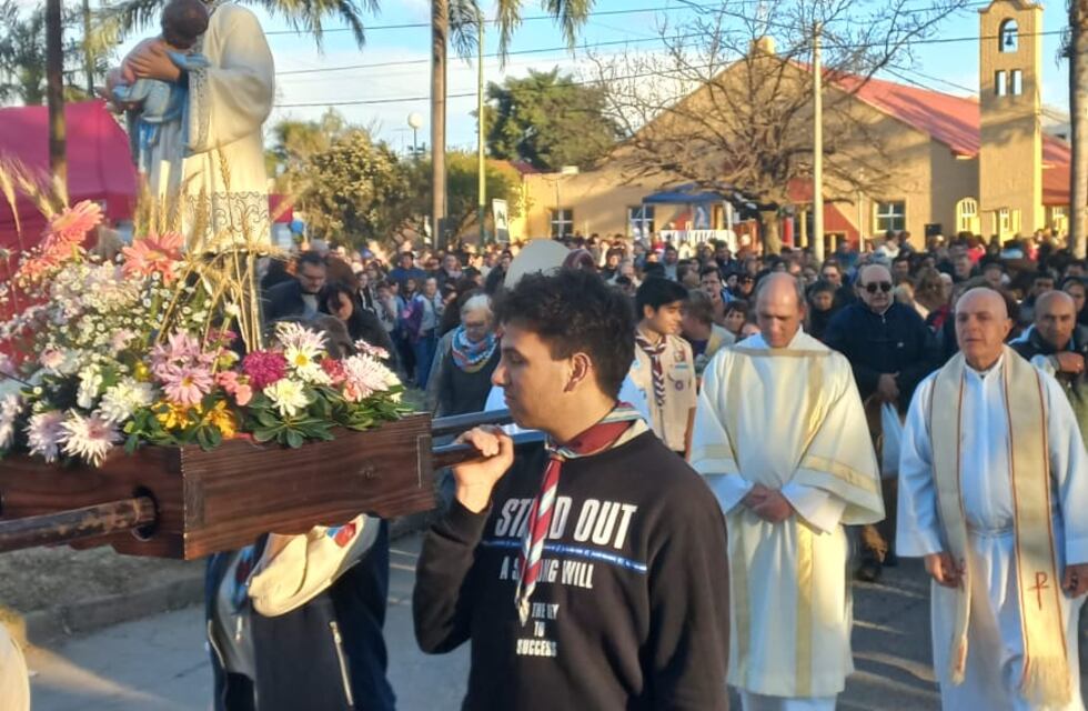 Una multitud de rafaelinos pidieron paz, pan y trabajo ante San Cayetano