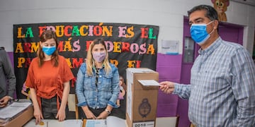PASO 2021: Capitanich ya votó