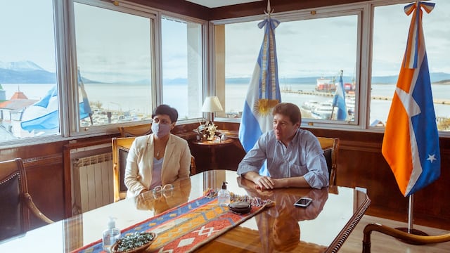 El Gobernador participó de la firma de un Memorándum de Entendimiento entre la empresa Mirgor y la Fabrica Argentina de Aviones