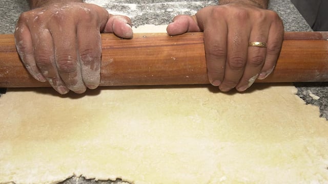 Taller gratuito de Panadería en el Barrio Ruta 3 Sur de Tres Arroyos