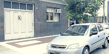 Chanco: se cansó de que la vecina le tape la salida del garage y se lo escribió con aerosol (Imagen ilustrativa).