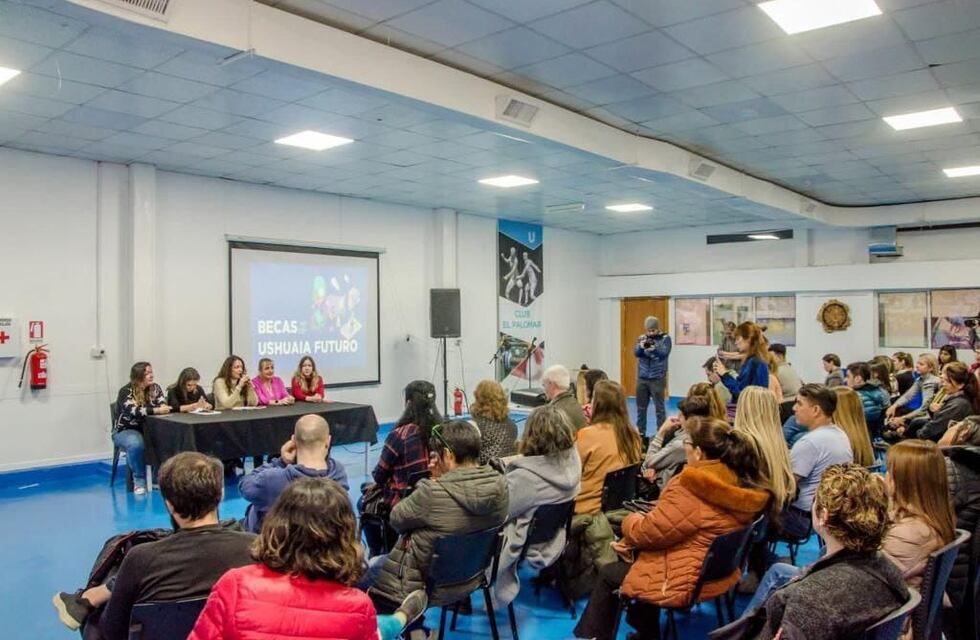 Presentaron el programa municipal de becas “Ushuaia Futuro”