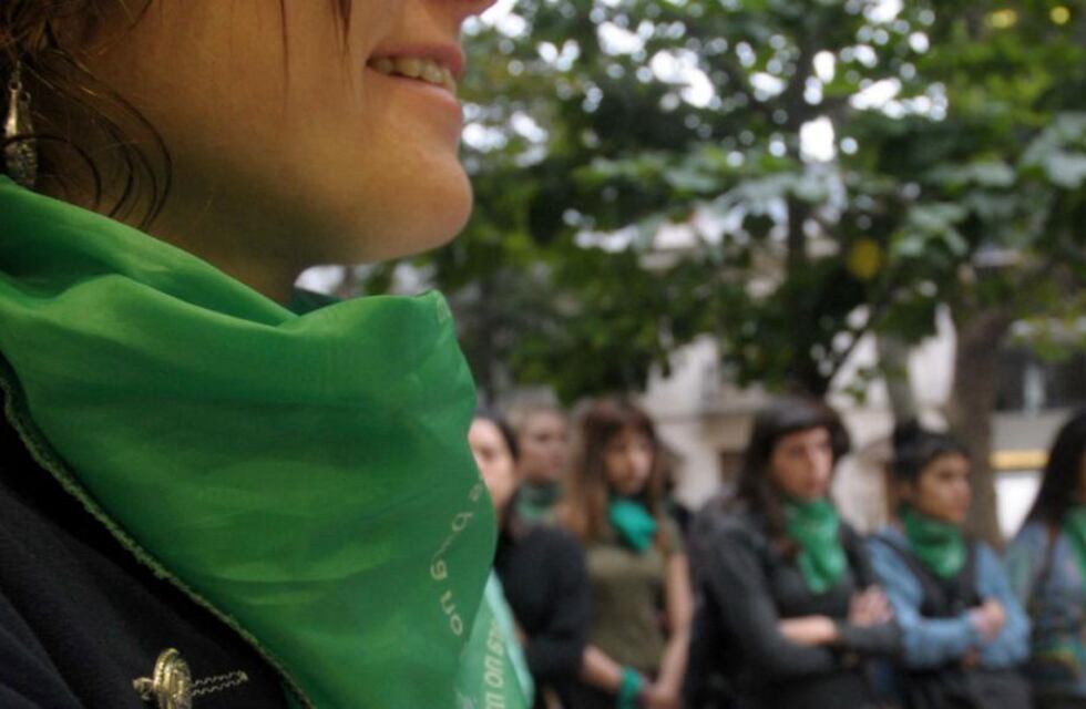 Organizaciones feministas invitan a un pañuelazo para pedir por el efectivo cumplimiento de la IVE