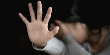 La niña correntina de 14 años sufre abuso sexual desde los 6 años por parte de la pareja de su madre. (Imagen ilustrativa).