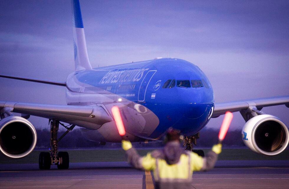 Aerolíneas Argentinas proyecta cerrar el año con ganancias y equilibrio financiero por primera vez desde 2008