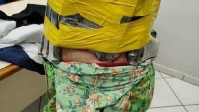 Foz de Iguazú: viajaba con armas adosadas a su cuerpo y fue detenida.