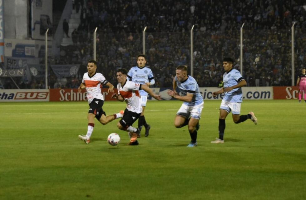 Fernando Bersano fue titular en Córdoba ante Belgrano en el Deportivo Morón