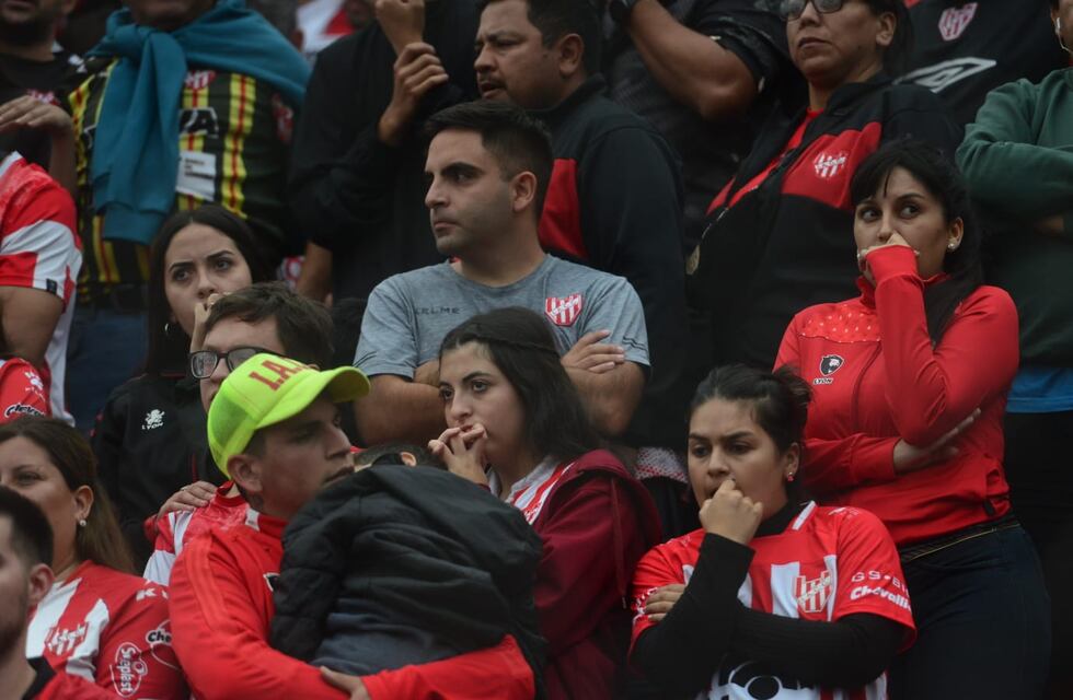 Video: El increíble gol que se perdió Martínez en el clásico entre Instituto y Talleres