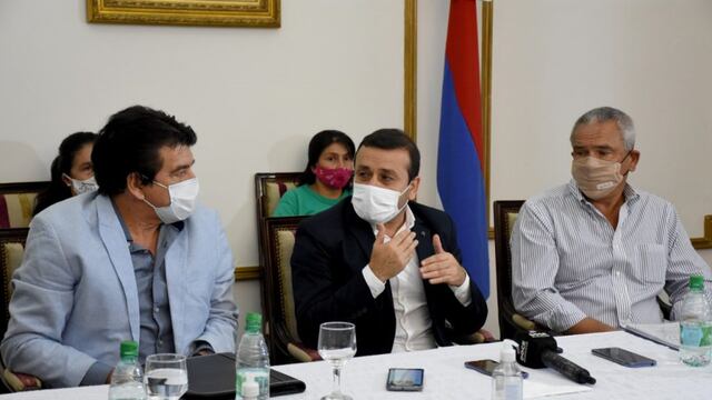 Productores de Piray recibieron la escrituración de 166 hectáreas de Arauco a través del gobierno provincial