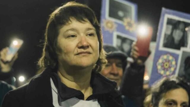 Gloria Romero organiza una concentración para el cumpleaños de Cecilia Strzyzowski.