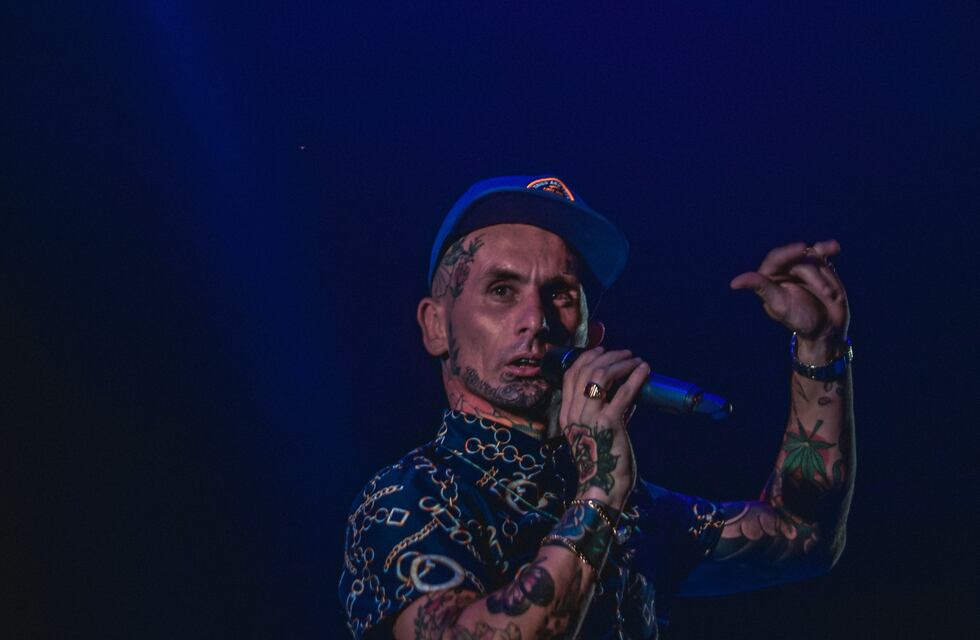 Fiesta de la Playa: Ke Personajes agitó la noche de Concepción del Uruguay