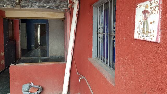 Rescataron a un nene abandonado en una casa de Córdoba (Nicolás Bravo/LaVoz).