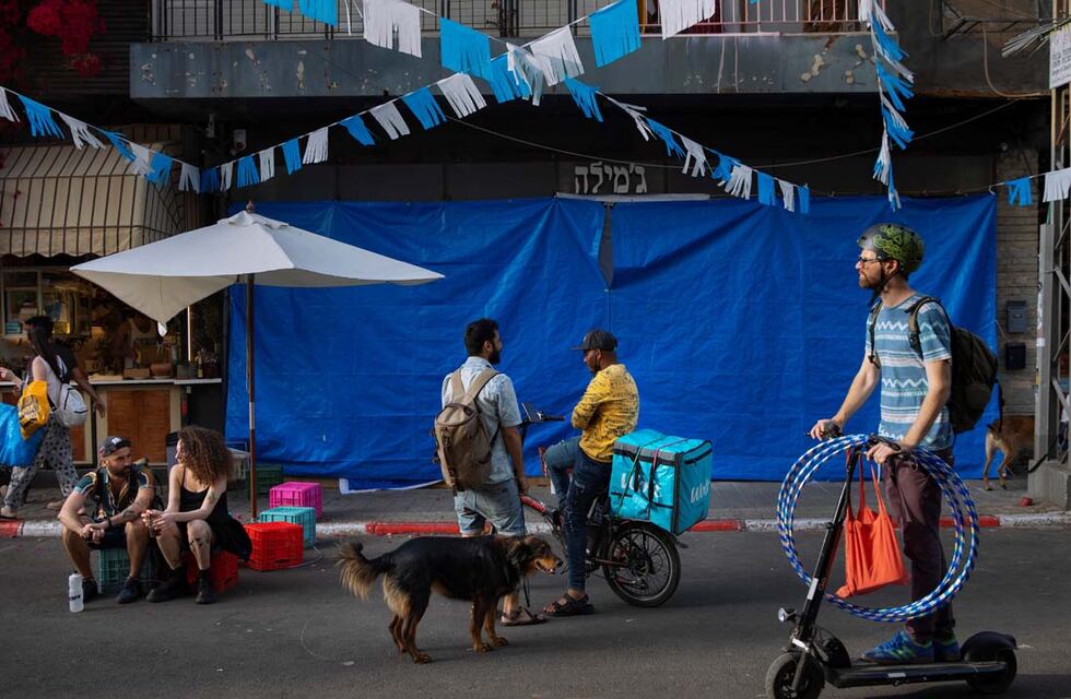 Coronavirus: Israel levanta la obligación de usar barbijo en espacios cerrados