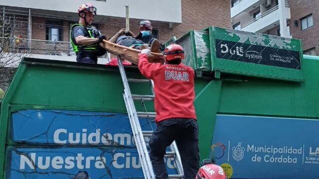 El video del momento que por milagro no terminó en una tragedia en Córdoba.