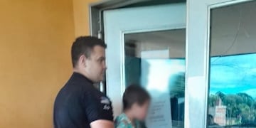 Rápida acción policial salvó la vida de un niño de tres años en Oberá.