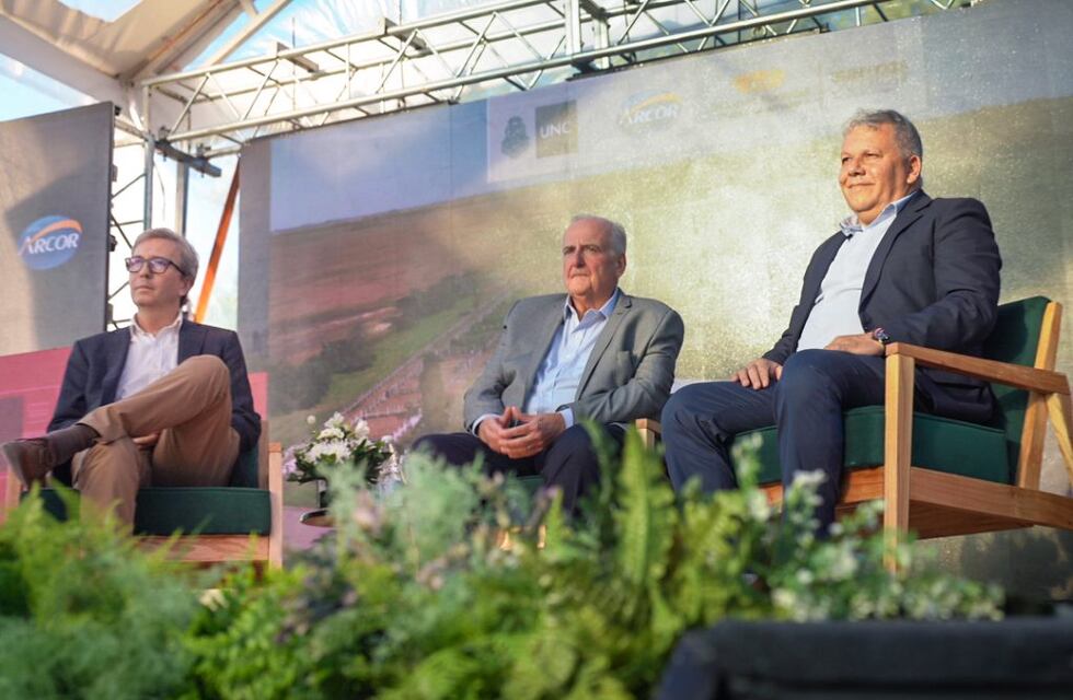 Se creó el Centro de Estudios Superiores Arroyito con la presencia del contador Luis Pagani y del rector John Boretto