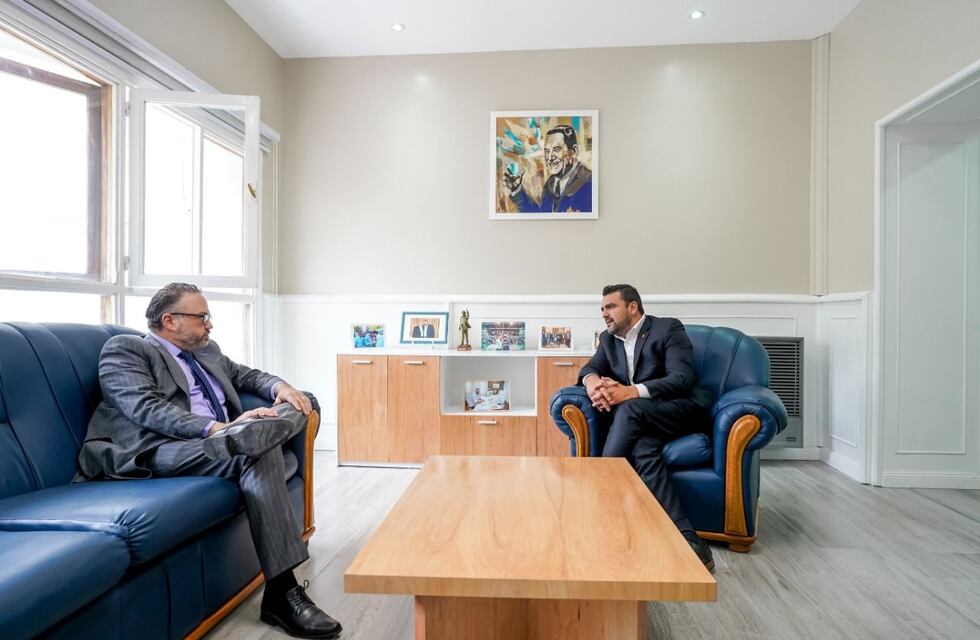 Kulfas sobre el turismo: “es una actividad que hoy está golpeada, pero que estamos ayudando a que se pueda levantar”