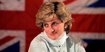 Lady Di murió en 1997 en un accidente de tránsito en Francia.