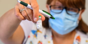 La primera partida de Sputnik V comenzó a utilizarse a fines de diciembre. (@gobsantafe)