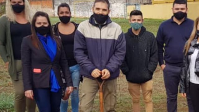 Se llevó adelante una jornada de plantación de árboles en Puerto Iguazú.