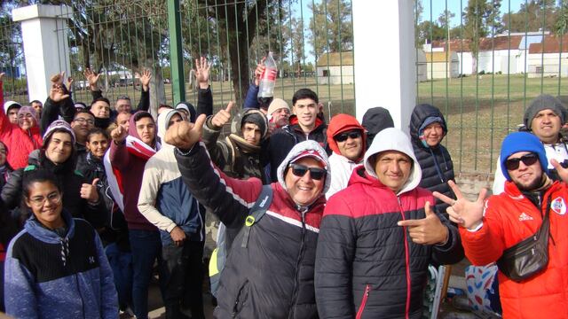 Locura por River en Chaco: los hinchas ya se preparan para disfrutar del partido del equipo de Gallardo.