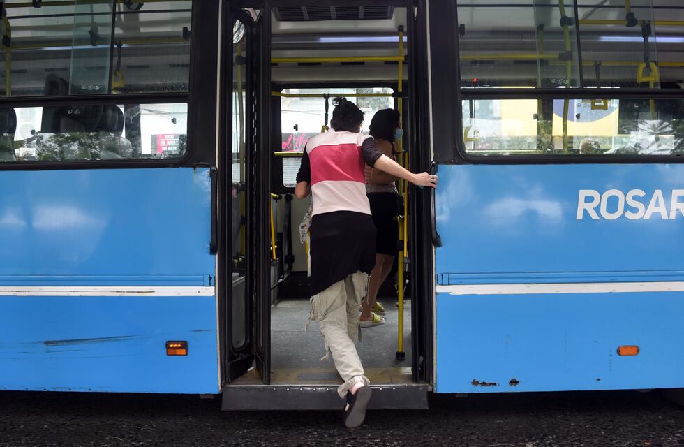 Concejales proponen que Rosario tenga un transporte público especial para eventos masivos