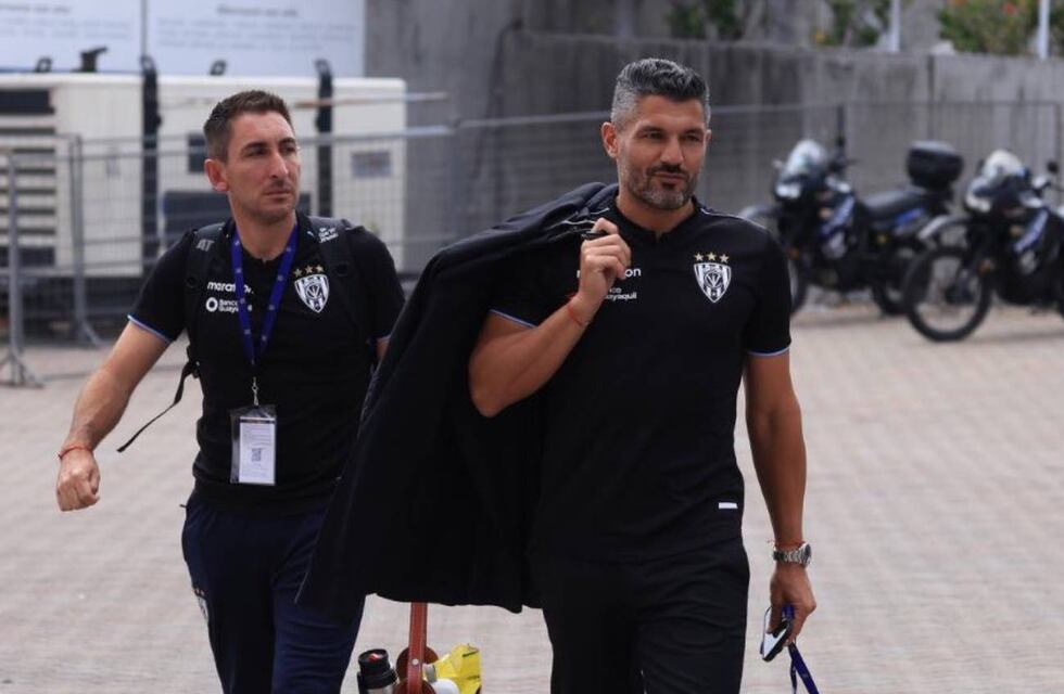 Un ex DT de Talleres está a punto de arreglar con un grande del fútbol colombiano