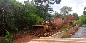 Avanzan las obras viales e hidráulicas en Puerto Iguazú.