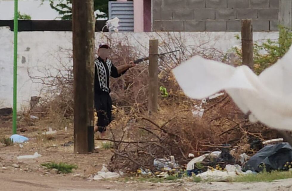 Córdoba: atraparon al hombre que amenazó a su familia, hirió a un policía y estuvo atrincherado 10 horas