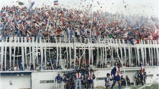 El 11 de noviembre de 2001 Rosario Puerto Belgrano se consagró campeón de la Liga del Sur.