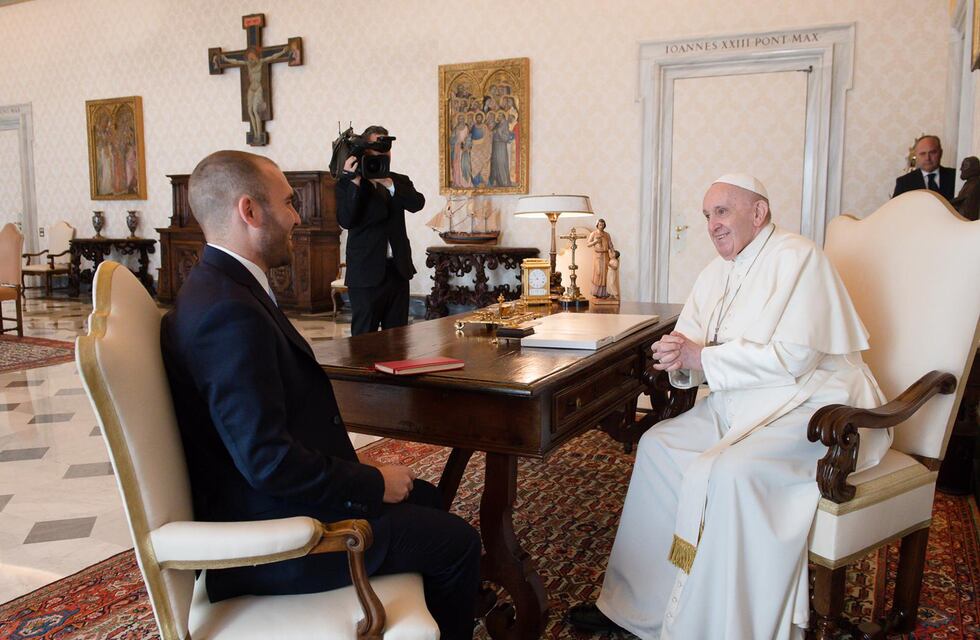 El papa Francisco integró a Martín Guzmán como miembro de la Pontificia Academia de Ciencias Sociales