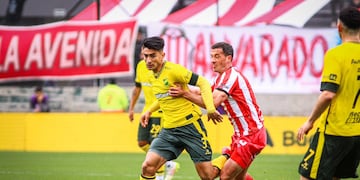 Barracas Central, el puntero de la Zona A, empató en la última del partido ante Defensa (Prensa Defensa).