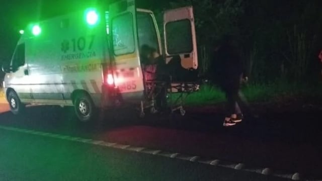 Guaraní: continúa grave el motociclista que chocó contra un carro tirado por caballos.