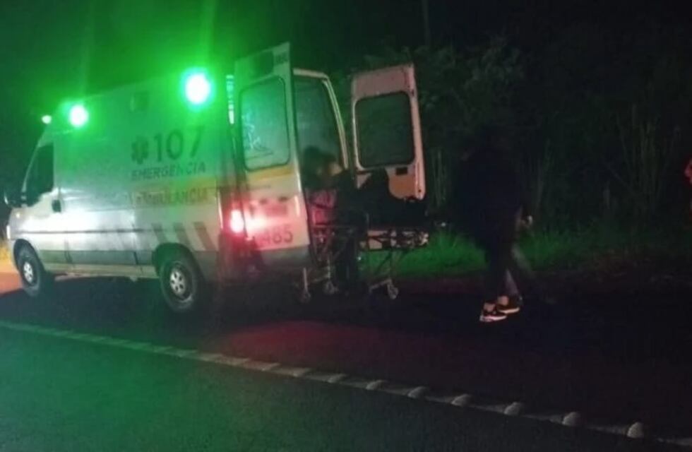 Guaraní: continúa grave el motociclista que chocó contra un carro tirado por caballos