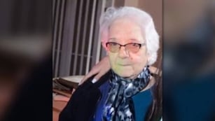 La mujer de 88 años vivía sobre La Paz al 3800 y fue sorprendida por un delincuente.