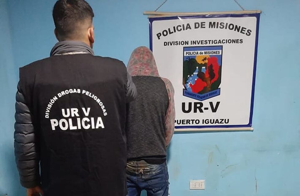 Fue detenido mientras cargaba una columna de hierro en Puerto Iguazú