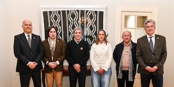 Caputo con la Mesa de Enlace