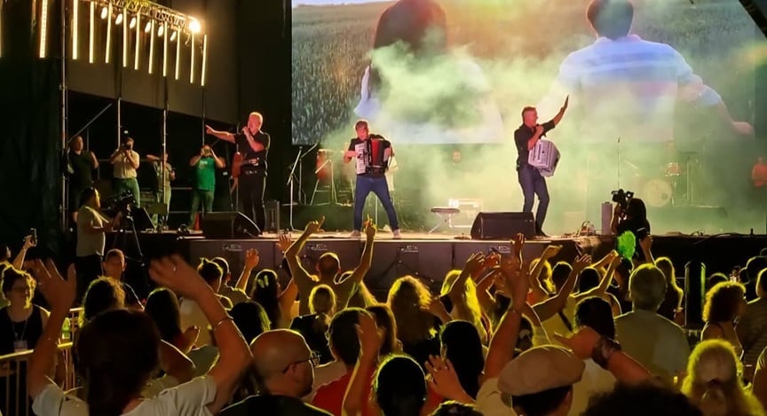 La 56ª edición del Festival Nacional de la Música del Litoral convocó a miles de personas en el Parque La Cantera.