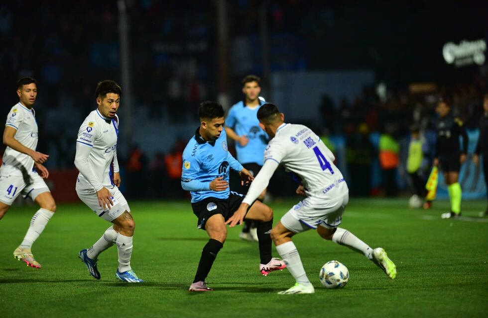 A Belgrano se le bajaron dos de sus principales jugadores del viaje a Junín; y otro está en duda