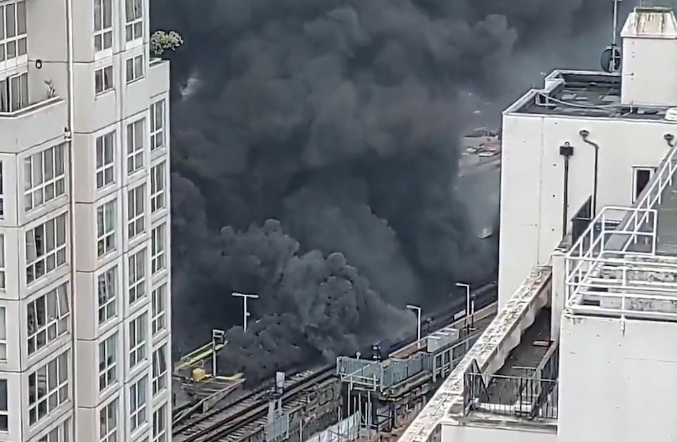 Impactante explosión en la estación de metro Elephant & Castle en Londres