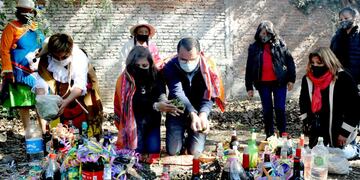 El presidente del Concejo Deliberante, Lisandro Aguiar, participó del ritual a la Pachamama tributado en el predio de la Municipalidad de San salvador de Jujuy.