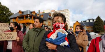 Más de 1300 chilenos exigen poder viajar a Chile por el paso fronterizo Cardenal Samoré.