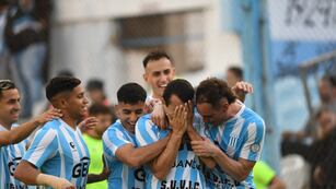 Racing necesita sumar en San Juan, para abrir del todo las puertas del Reducido (Javier Ferreyra / La Voz).