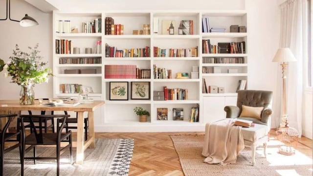 Adiós a los estantes tradicionales: la tendencia en muebles que es funcional y optimiza el espacio